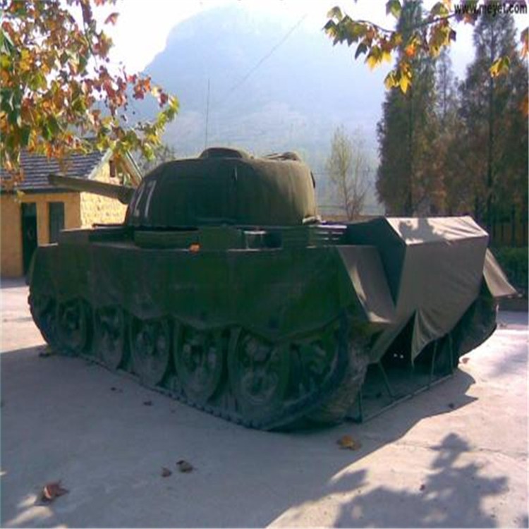 景泰大型充气坦克